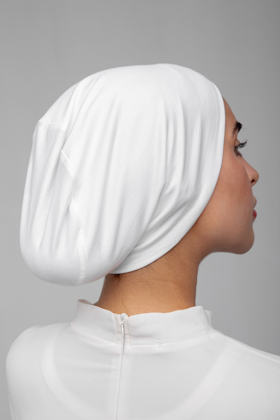 Classic Underscarf-White